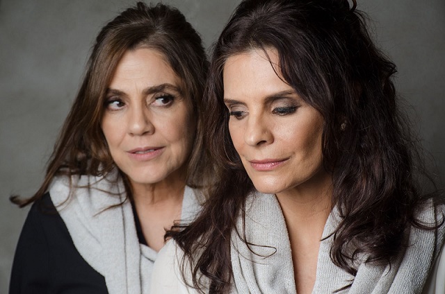 ‘Por Trás das Flores’ com Helena Ranaldi e Martha Meola no Itaú Cultural