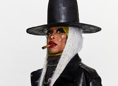 Erykah Badu faz show único em SP